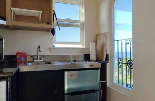 Temecula Maison | 2BR 2Bath suite, private kitchen, laundry, etc.
