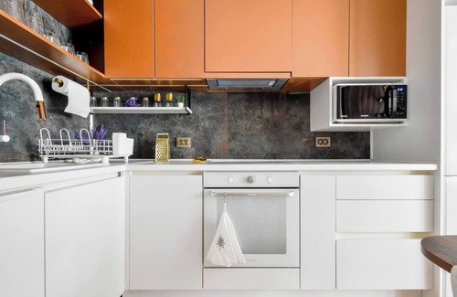 Sofia City Center Appartement | 2BR, 4 Baths, Terrace – Steps from Sofia Landmarks