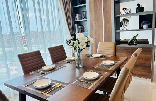 Phuket Appartement | 2BR 4Beds Luxury Condo Pool & Fitness