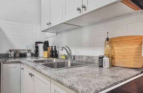 Durham Region Appartement | This apartment is a 2 bedroom(s), 1 bathrooms, located in Oshawa, ON.