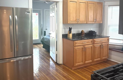 South Wedge Appartement | 2BR Apt near Downtown and in the Park Avenue area with W/D Parking and Porches