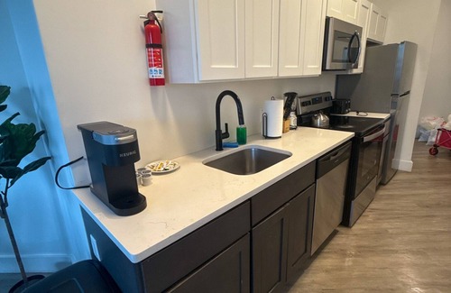 Elizabeth Appartement | 2BR apt near EWR airport 7573