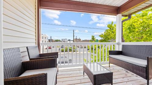North End Maison | 2BR Beach Escape - Walk to Boardwalk - Parking