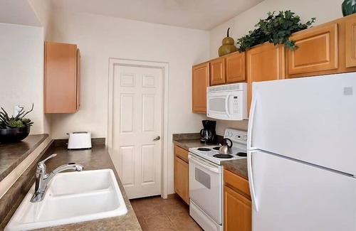 Rancho Vistoso Copropriété | 2br Condo- Golfing, Caving and a Music Hall!