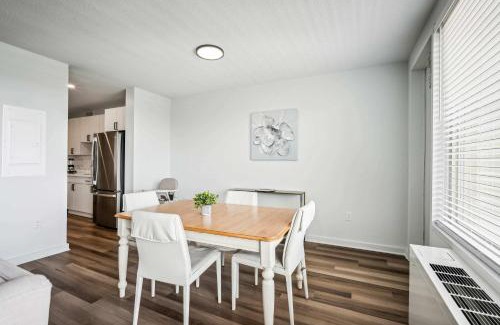 Aurora Highlands Appartement | 2BR Executive Retreat Near DC & Airport