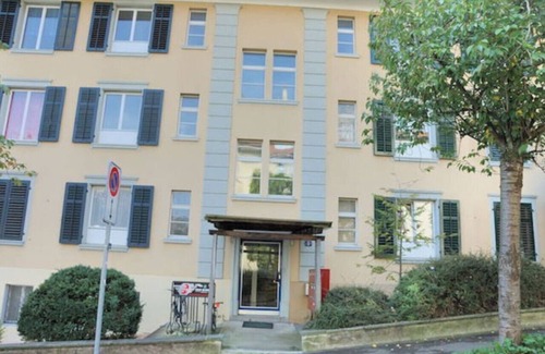 District 2 Appartement | 2BR flat near lake and central - Stardust 22