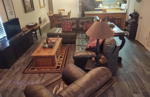 Pinetop Maison | 2BR Gated Escape With A Pool And Walk to Dining and Trails