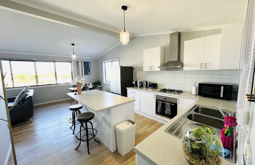 Manly Vale Appartement | 2BR Granny Flat Manly Vale - Beach & City Access