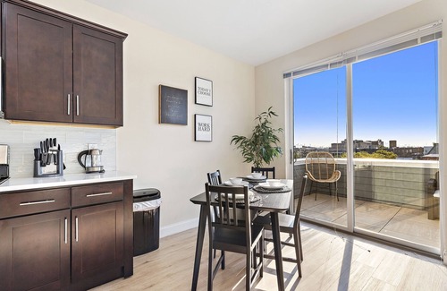 Newark Appartement | 2BR*HiddenGem*Skyline view*Rooftop Balcony