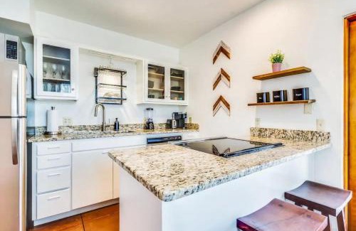 West University Appartement | 2BR Hideaway with Patio Springtime in Downtown