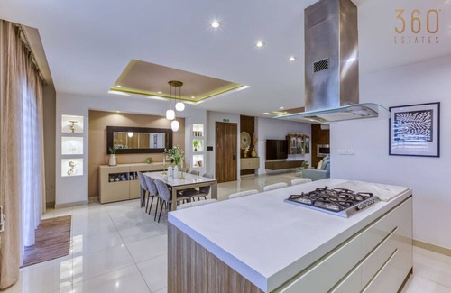 Mosta Appartement | 2BR Home in Mosta with Terrace & Vineyards View!