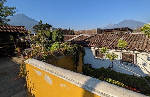 Santa Ana Maison | 2BR in the center with volcano views