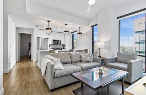Buckhead Appartement | 2BR inPrime Buckhead Locale in vibrant Atlanta with amazing pool