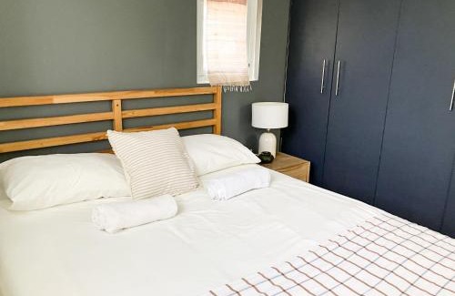 San Fernando Appartement | 2BR Laid Back Apartment, near beach