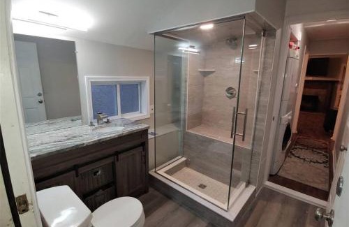 Waterford Maison | 2BR Lake House 40ft Dock Access