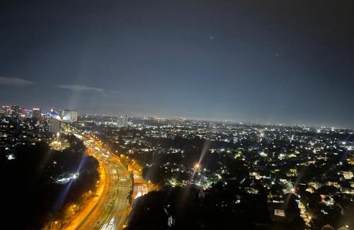Bintaro Appartement | 2BR Lovely Condo Amazing City View - Lexington - up to 5 ppl