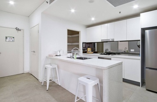 Mascot Appartement | 2BR Mascot Apartment near Airport & CBD