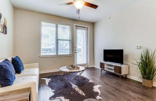 West Congress Appartement | 2BR Modern SoCo CozySuites w 2 Pools #06