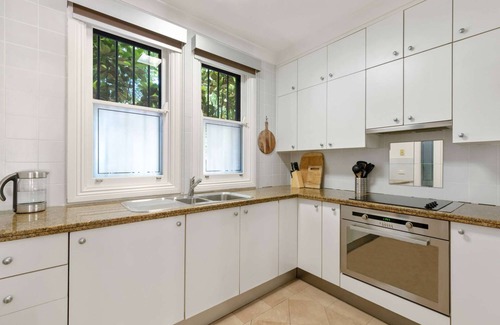 Alexandria Maison | 2BR Modern Tranquility in Leafy Alexandria