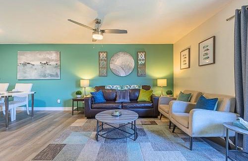 Paradise Valley Village Appartement | 2BR near Stone Creek - Pool & Mall Access Comfort - C254