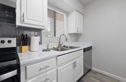 Mesa Appartement | 2BR/Pool/Gym/1 Mi To Banner Hospital