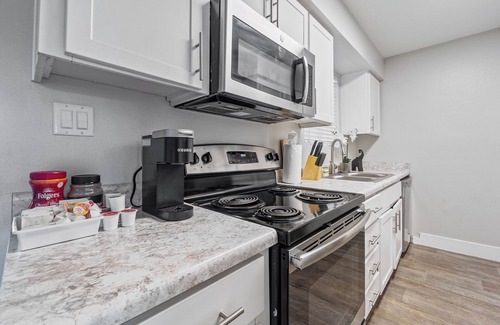 Mesa Appartement | 2BR/Pool/Gym/1 Mi To Banner Hospital