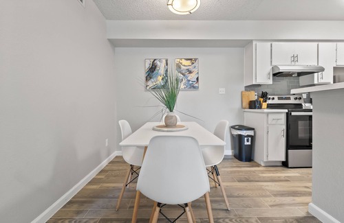 Mesa Appartement | 2BR/Pool/Gym/1 Mi To Banner Hospital
