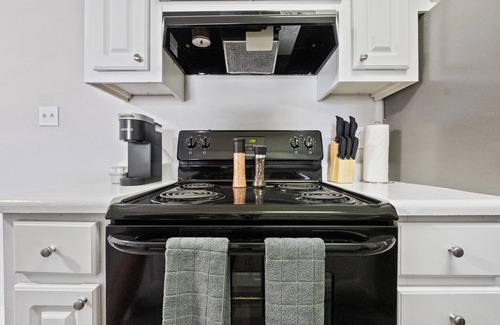Mesa Appartement | 2BR/Pool/Gym/1 Mi To Banner Hospital