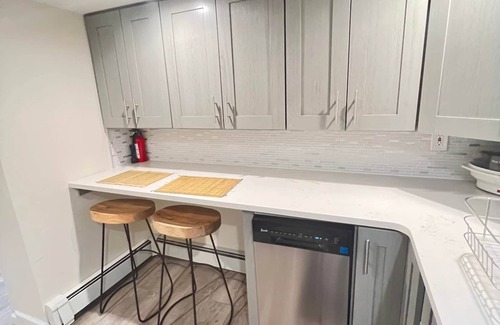 Bay Shore Appartement | 2br Private Apt, Pet Pal, Events, LTR, STR, Cozy