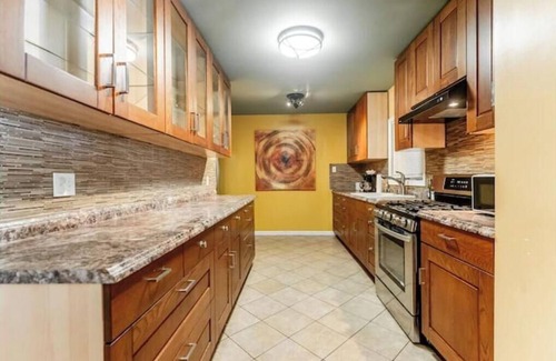 Sharon Hill Appartement | 2BR Suite Unit Driveway Parking ! PHL Airport