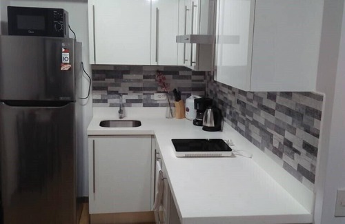 Makati Maison | Unité 2BR dans les résidences privées Acqua avec Netflix + Wifi sur Rockwell Makati