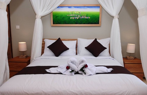 Batuan Villa | 2BR vue sur la vallée avec piscine privée à Letung Villa