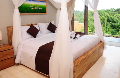 Batuan Villa | 2BR vue sur la vallée avec piscine privée à Letung Villa