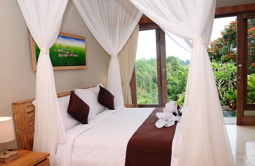 Batuan Villa | 2BR vue sur la vallée avec piscine privée à Letung Villa