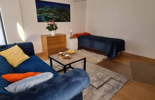 Molnlycke Appartement | 2BR Villa - 2 Beds - Parking lot - Great for Workers