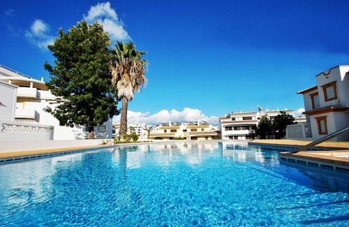 Olhos D'Agua Appartement | CHARMING APARTMENT,SEA VIEWS,WIFI,AC,WALKING DISTANCE TO THE BEACH