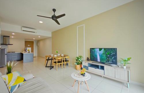 Central District Appartement | 2BR WIFI, Mid Valley, Mosaic Southkey, 5-7 pax, 7 mins to CIQ