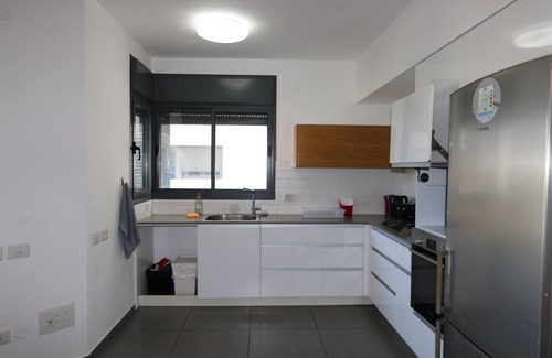 Tel Aviv Appartement | 2br avec balcon dans un nouveau bâtiment