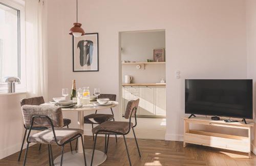 Bydgoszcz Appartement | 2HomeRent Brzozowa 10 Minutes from Airport
