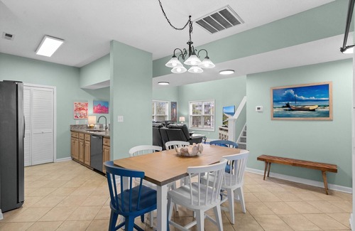 Surfside Beach Maison | 2nd Row, pool access,outdoor dining, grill. 2 king beds. Short walk to beach.