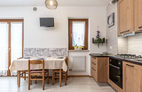 Andalo Appartement | 2R-Apt Bucaneve at the 2nd floor w/v iew; ski room, parking, wi-fi