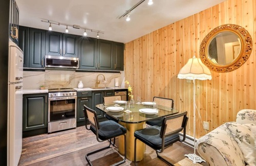 Hunter Cabine | 2x1BR Units Ski In/Out. Fits 8!