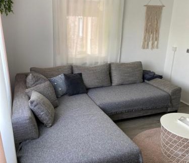 Mondfeld Appartement | 2Z-Ferienwohnung, umgeben vom Spessart & Main