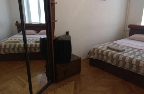 Rivne Appartement | 3- х комнатная квартира в центре