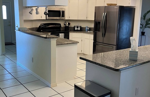 Lecanto Maison | 3/2 pool home in Crystal Oaks with WiFi and AC