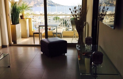 Beaulieu-sur-Mer Appartement | Appart 3* à Beaulieu-sur-mer avec vue mer, montagne et port de plaisance