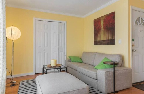 East Somerville Appartement | 3 bd 2 ba Unit