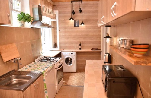 Vera Appartement | 3 BD App avec jardin confortable