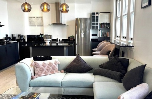 Canary Wharf Appartement | 3 Bdm Flat w/ HotTub and RoofTop