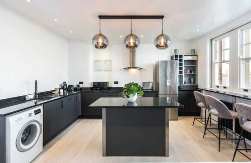 Canary Wharf Appartement | 3 Bdm Flat w/ HotTub and RoofTop